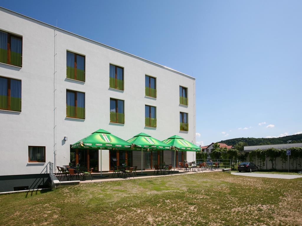 Nad Královnou Hotel&Restaurant Praga Exterior foto